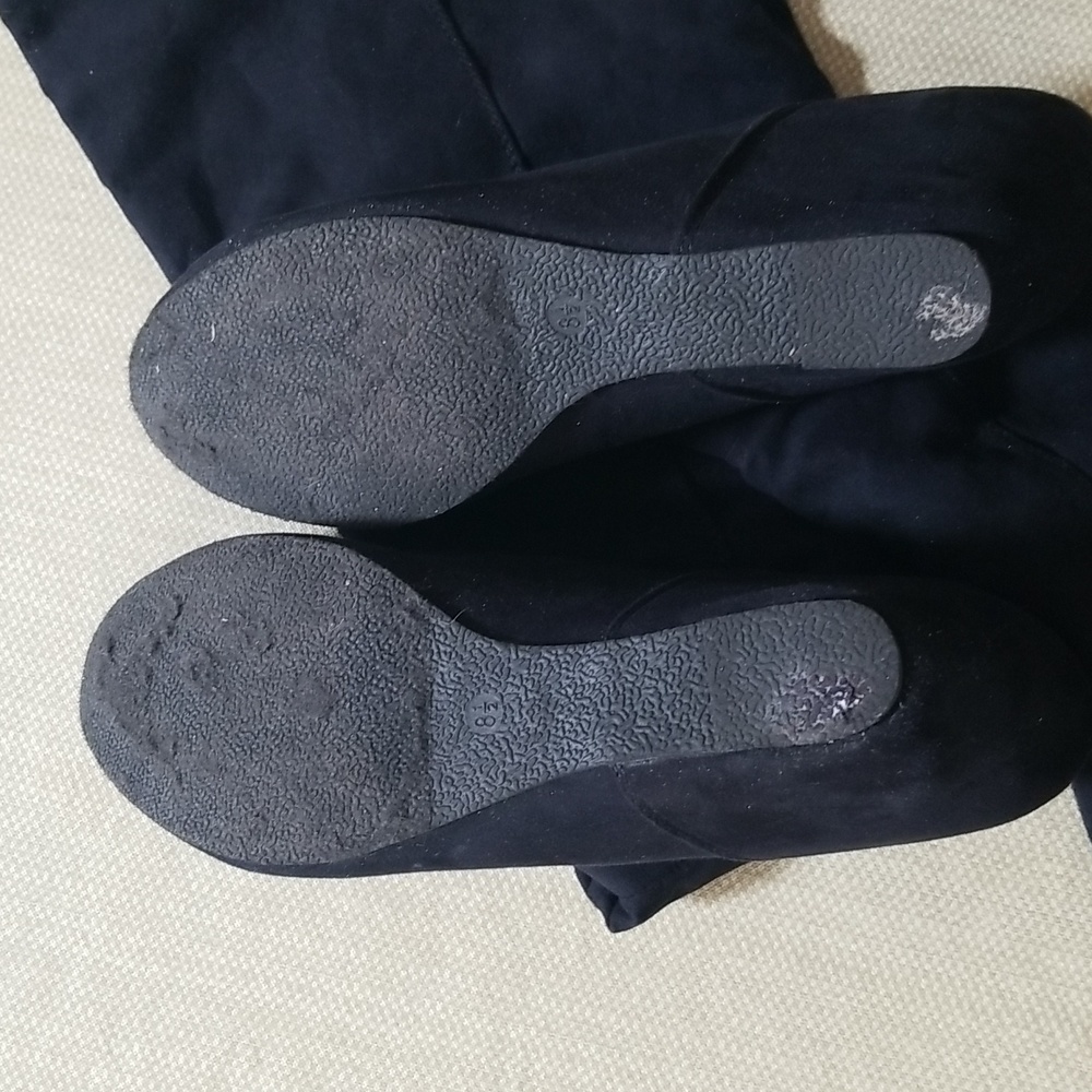 Kara Asymmetrical Soft Black Boots - Picture 4 of 5